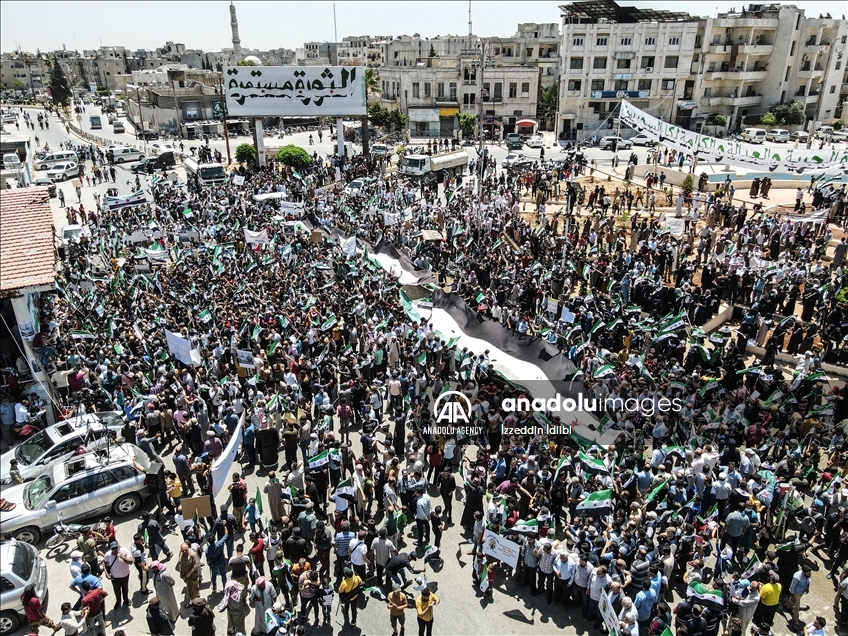 مظاهرات في سوريا رفضا لـ"مسرحية" النظام الانتخابية
