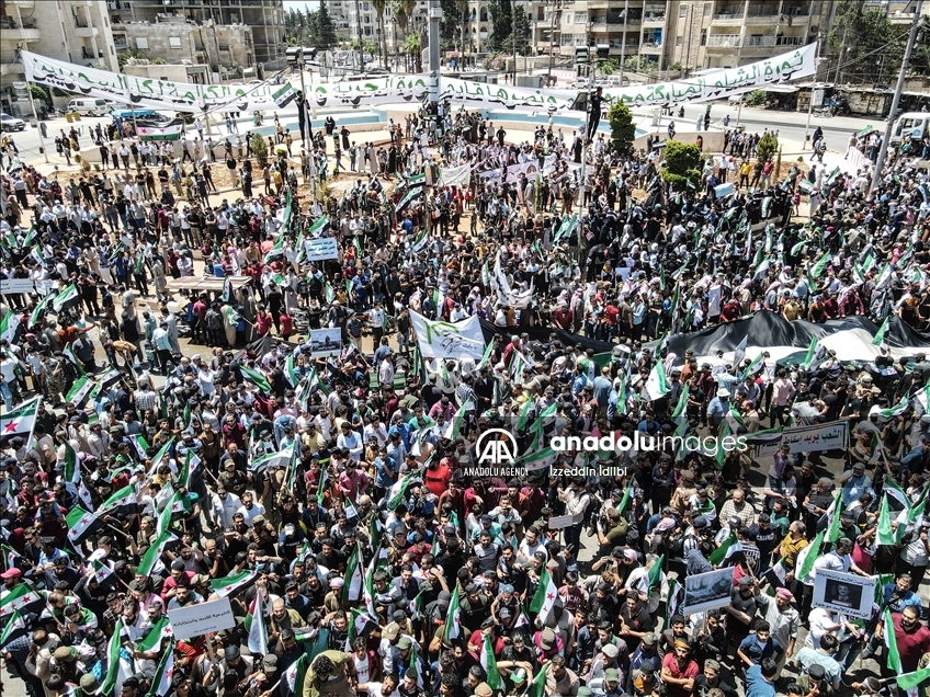 مظاهرات في سوريا رفضا لـ"مسرحية" النظام الانتخابية