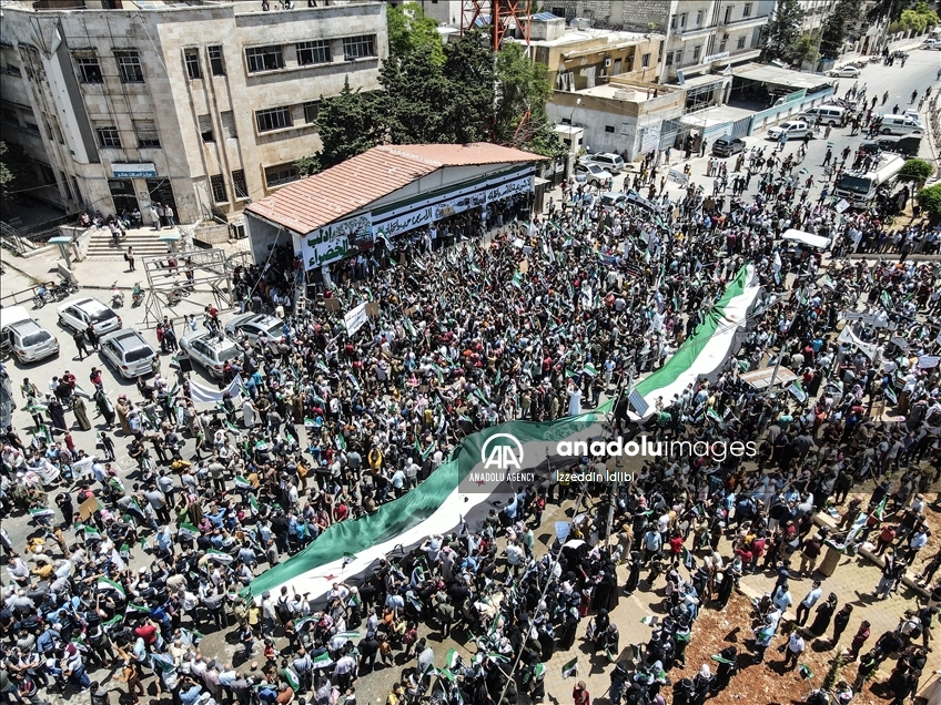 مظاهرات في سوريا رفضا لـ"مسرحية" النظام الانتخابية