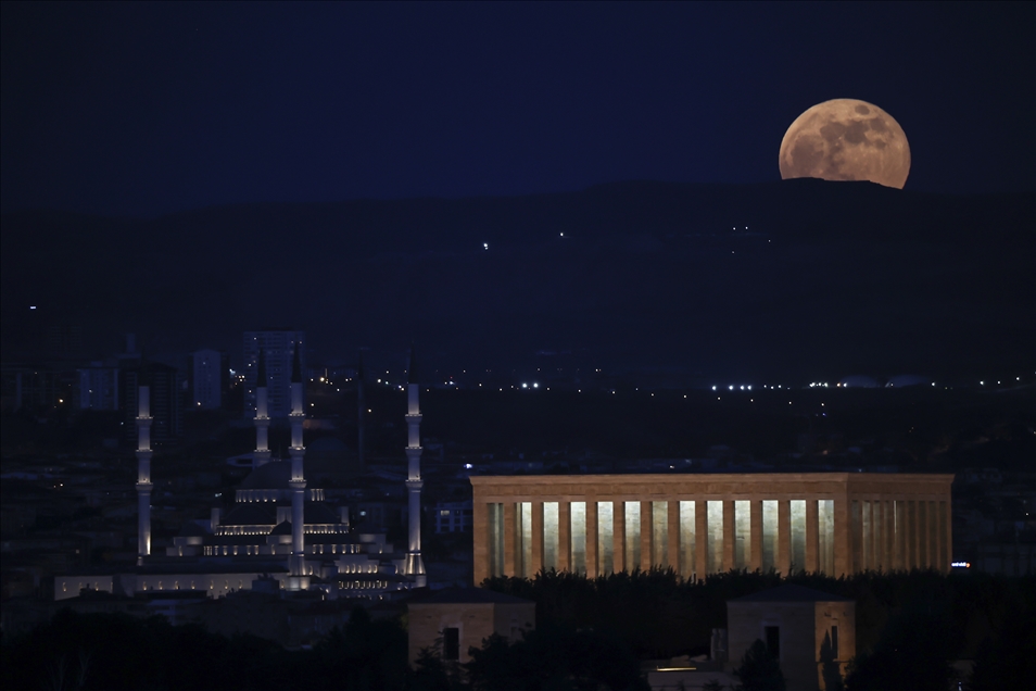 Ankara'da "Süper Ay"