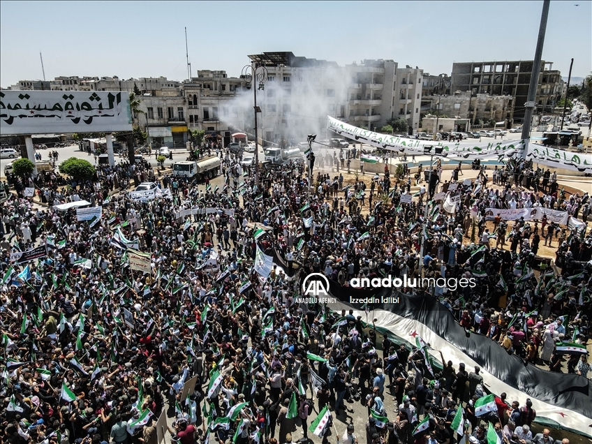 مظاهرات في سوريا رفضا لـ"مسرحية" النظام الانتخابية