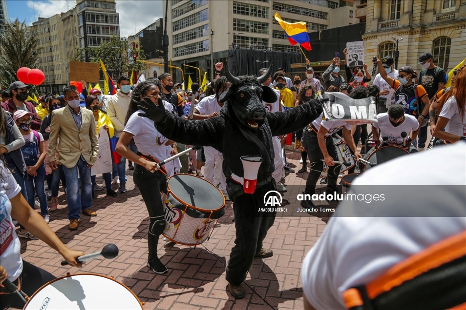 Peaceful Protest Against Duque's Government during the National Strike