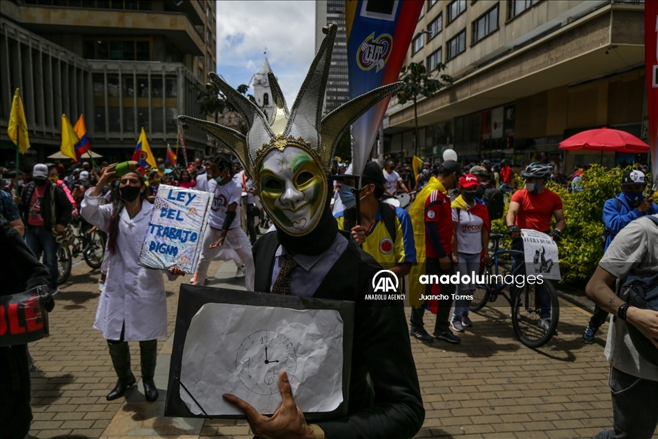 Peaceful Protest Against Duque's Government during the National Strike