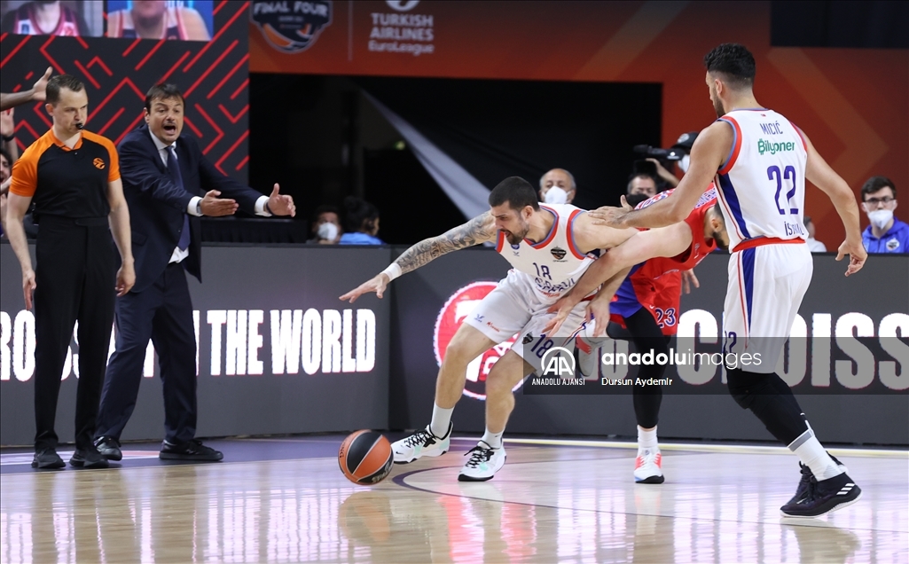 Anadolu Efes - CSKA Moskova