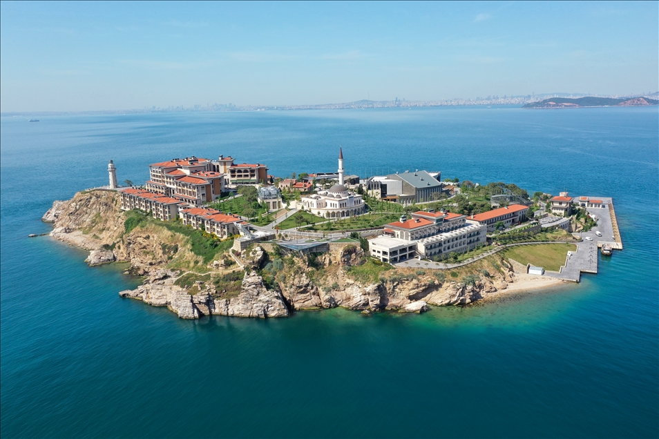 "Demokrasi ve Özgürlükler Adası", 27 Mayıs'ta yapılacak anma törenine hazırlanıyor