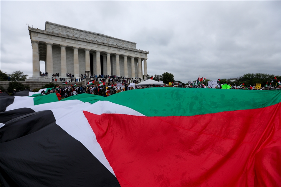 ABD'nin başkenti Washington’da binlerce kişi "Filistin'e destek" gösterisi düzenledi
