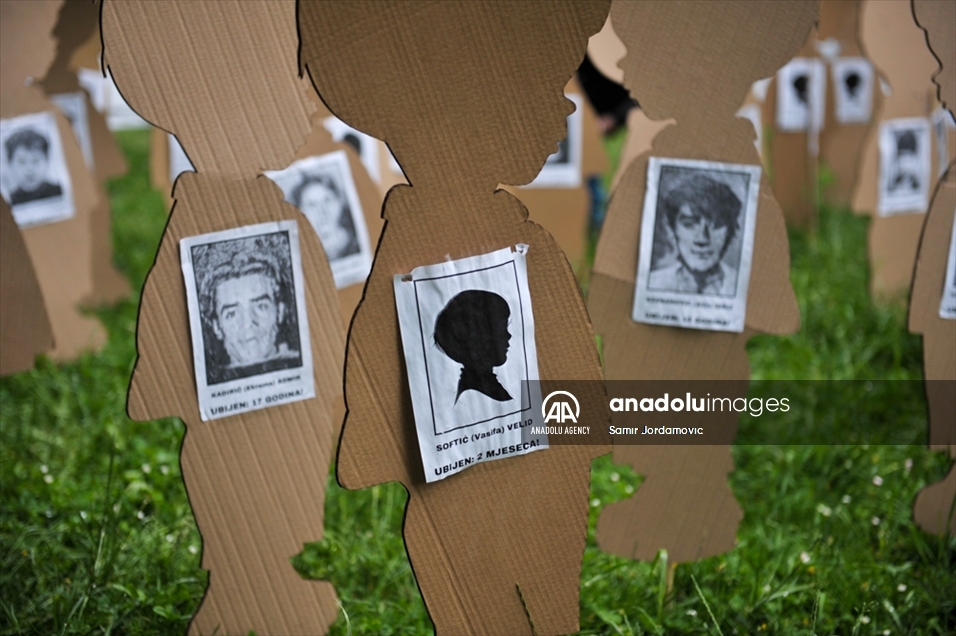 'Día de las Cintas Blancas'​ para conmemorar la tragedia de Prijedor, Bosnia y Herzegovina