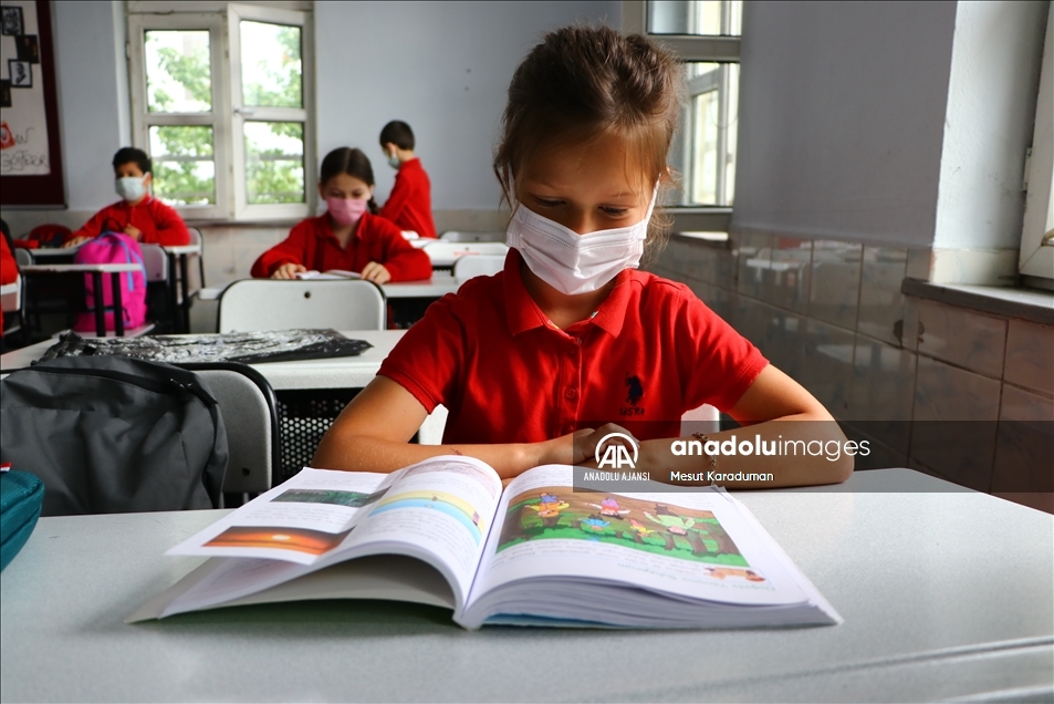 Trakya'da ilkokul ve ana sınıflarında yüz yüze eğitim sevinci yaşandı