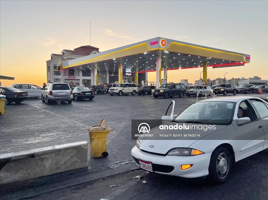 "ظلام شامل" يزحف نحو لبنان بفعل شح الوقود