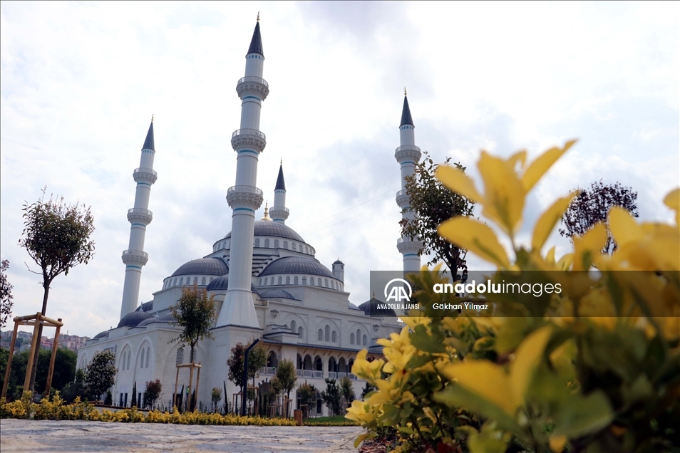 İsmini kömürü bulan Uzun Mehmet'ten alan cami açılışa hazır