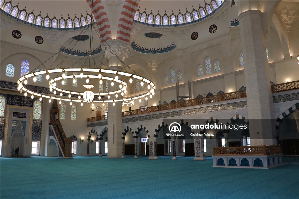 İsmini kömürü bulan Uzun Mehmet'ten alan cami açılışa hazır