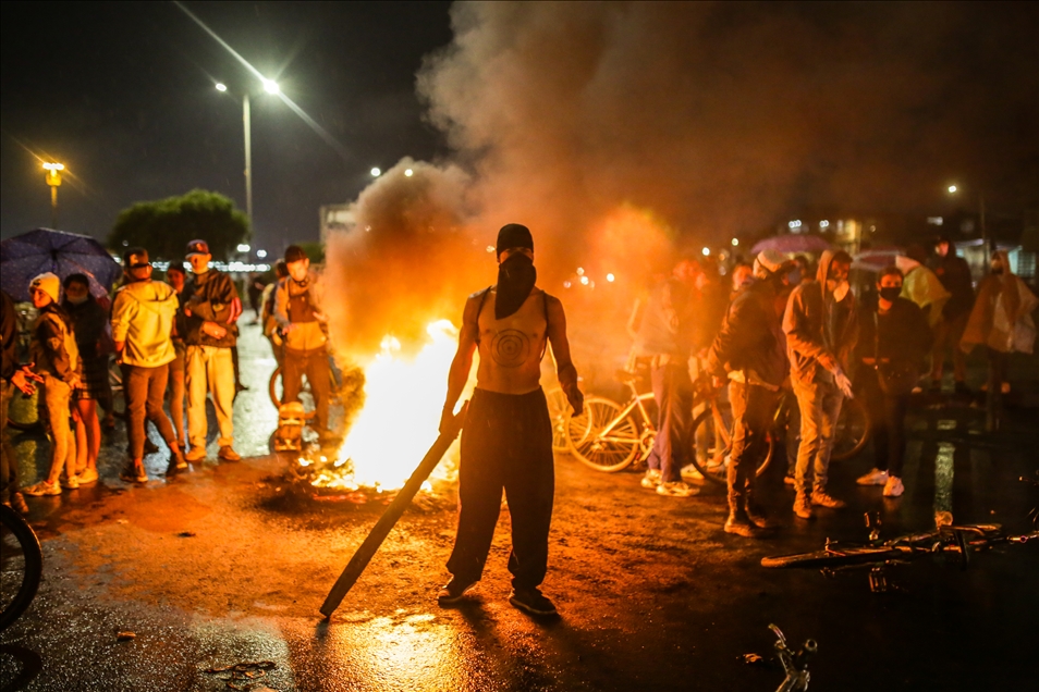 Kolombiya'da hükümet karşıtı protestolar 1. ayını doldurdu