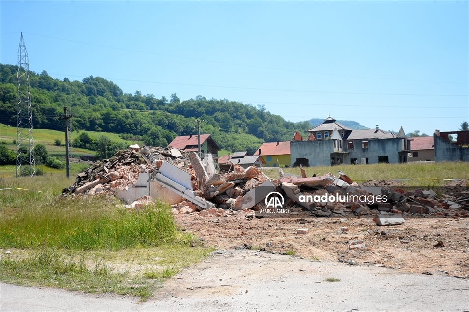 Konjević-Polje: Srušena nelegalno izgrađena crkva u dvorištu nane Fate Orlović