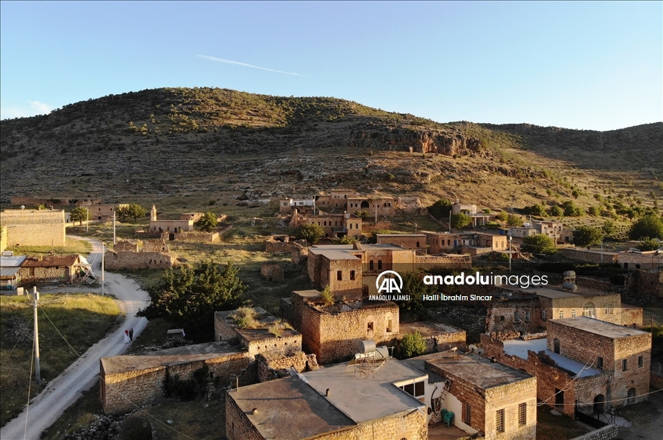Mardin'de film ve dizilere ev sahipliği yapan Dereiçi, turizme kazandırılacak
