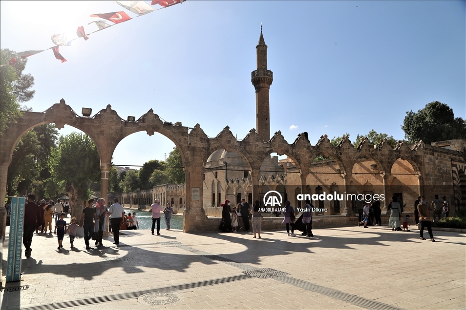 "Peygamberler şehri" Şanlıurfa'da kademeli normalleşme süreciyle turizm hareketliği başladı