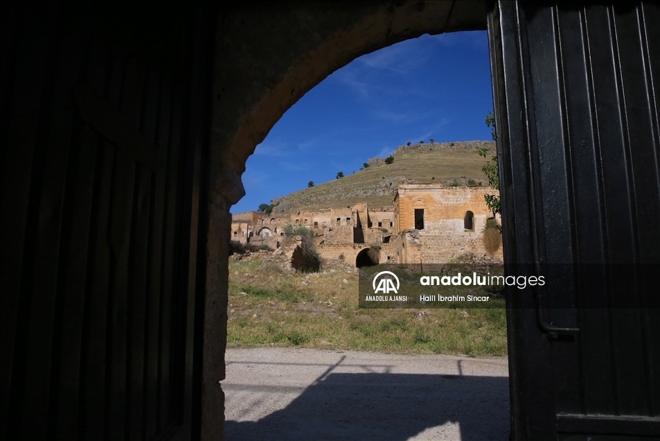Mardin'de film ve dizilere ev sahipliği yapan Dereiçi, turizme kazandırılacak