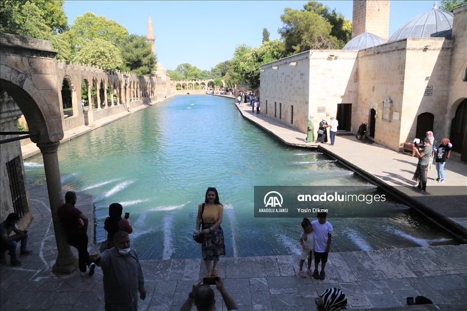 "Peygamberler şehri" Şanlıurfa'da kademeli normalleşme süreciyle turizm hareketliği başladı