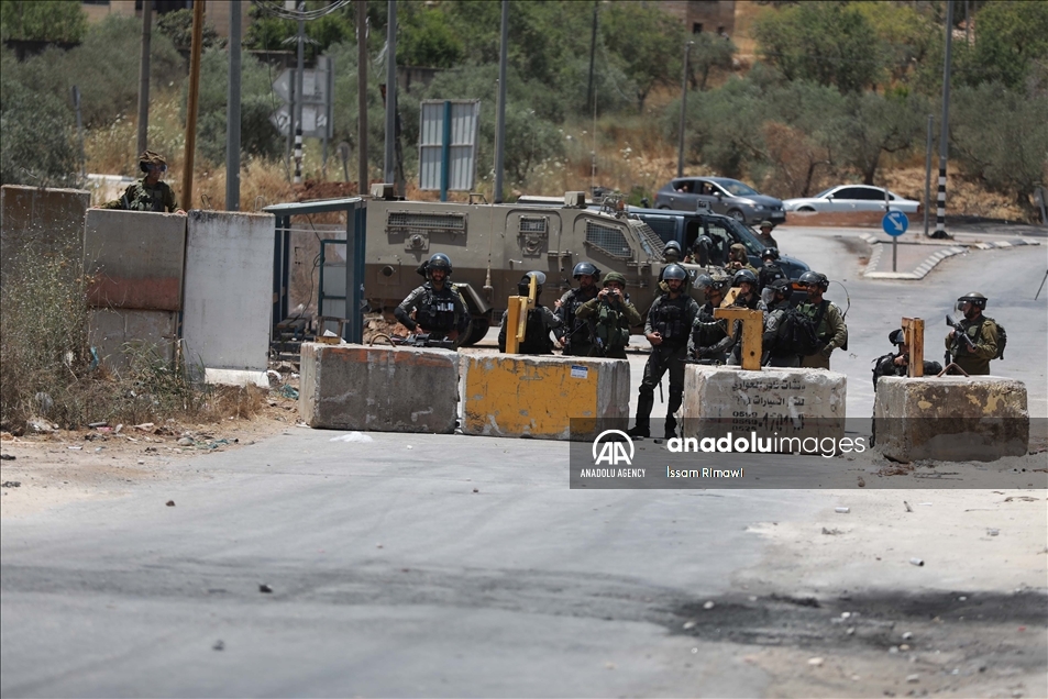 إصابة عشرات الفلسطينيين بمواجهات مع الجيش الإسرائيلي بالضفة
