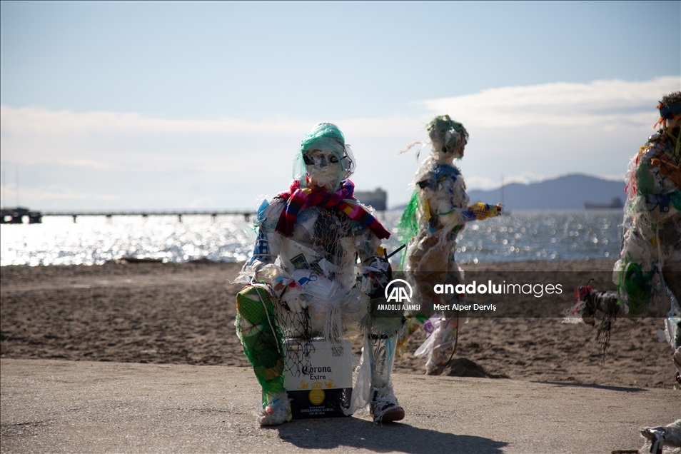 Plastics removed from Canadian shorelines