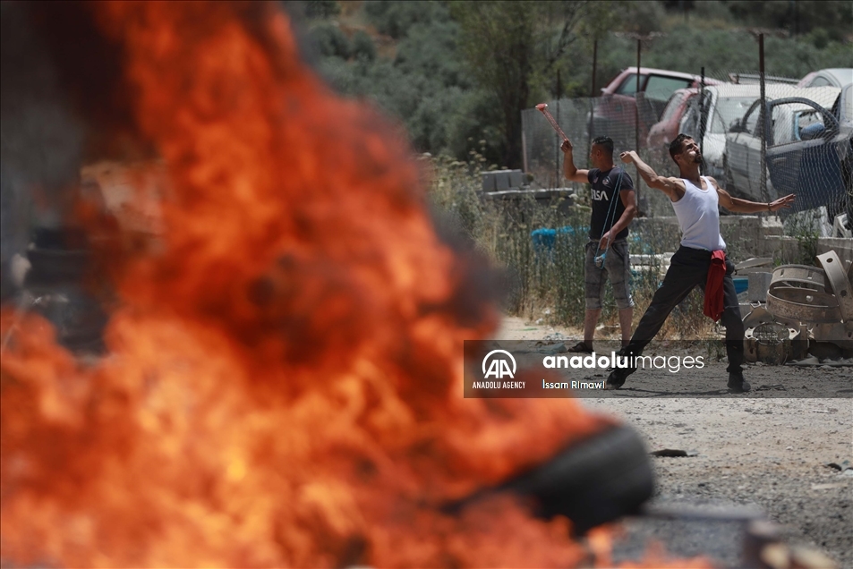 إصابة عشرات الفلسطينيين بمواجهات مع الجيش الإسرائيلي بالضفة