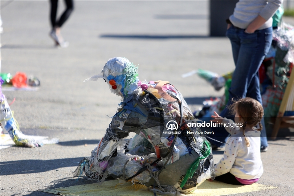 Plastics removed from Canadian shorelines