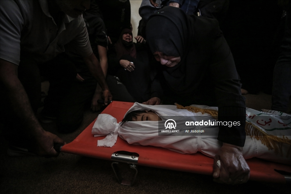 غزة.. استشهاد طفل أصيب بانفجار "جسم" خلفه الاحتلال