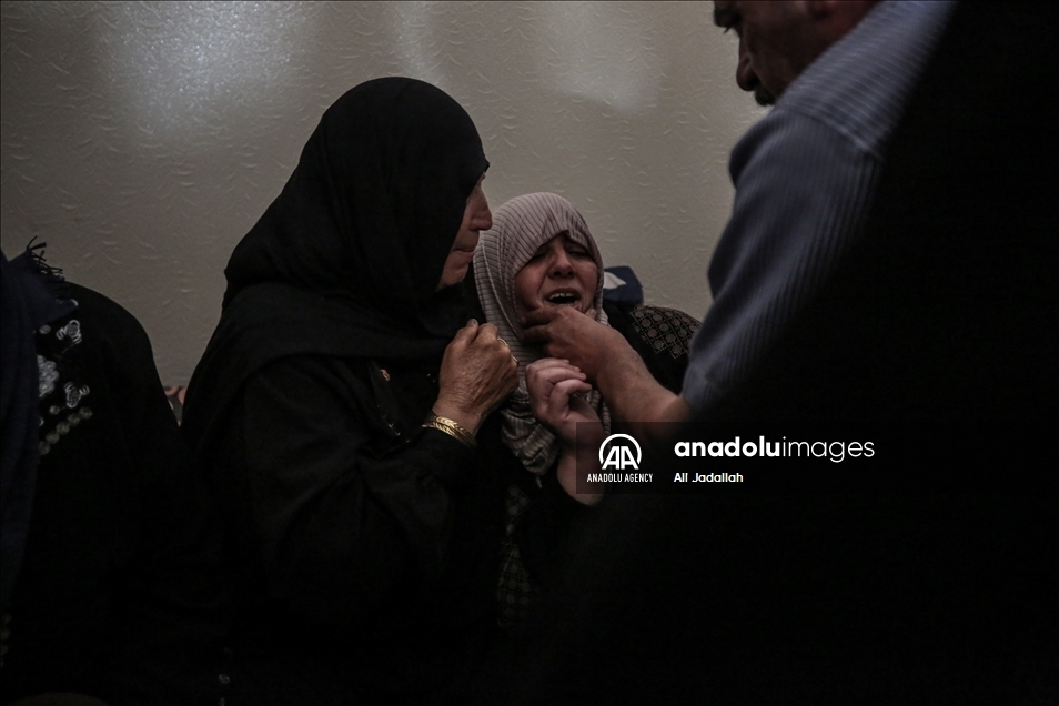 غزة.. استشهاد طفل أصيب بانفجار "جسم" خلفه الاحتلال