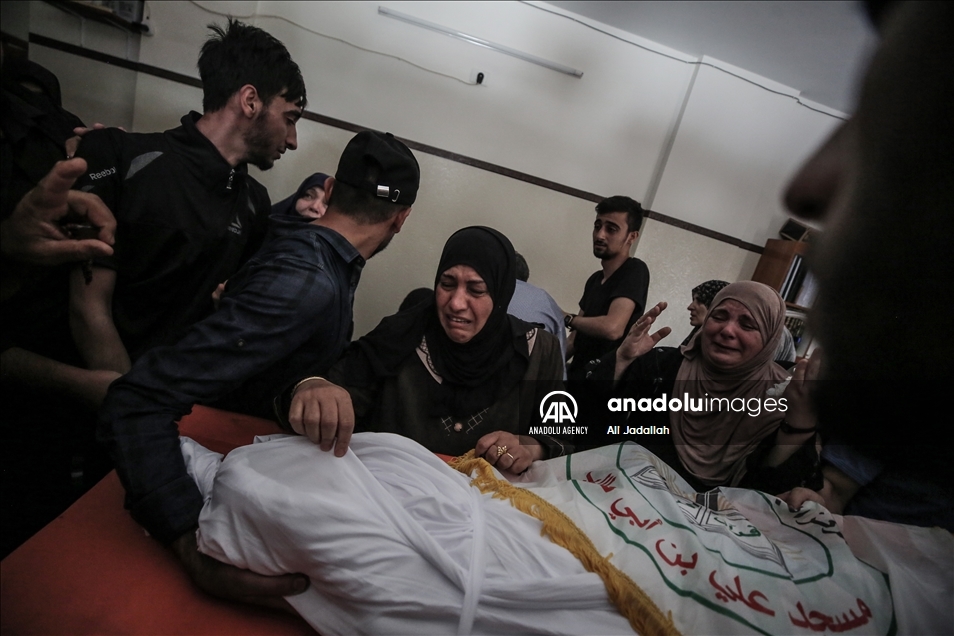 غزة.. استشهاد طفل أصيب بانفجار "جسم" خلفه الاحتلال