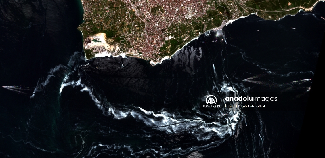Marmara Denizi'ndeki müsilaj uzaydan görüntülendi
