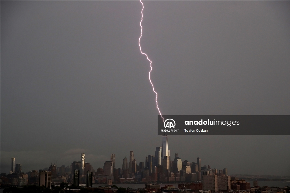 Thunderstorm over the Freedom Tower in NYC