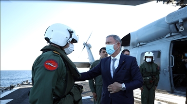 Milli Savunma Bakanı Akar, Libya açıklarındaki TCG Gelibolu Fırkateyni'nde