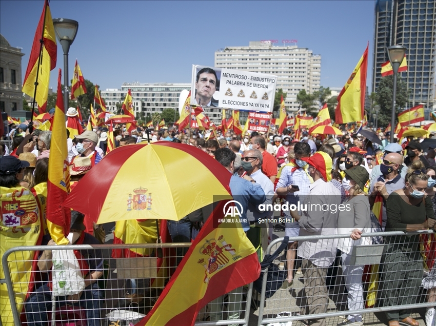 İspanyol sağı, sol hükümetin, tutuklu Katalan siyasetçileri affetme girişimini protesto etti