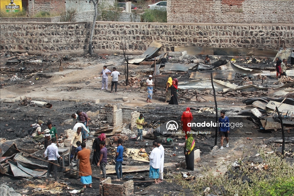 Yeni Delhi'deki Rohingya kampında yangın