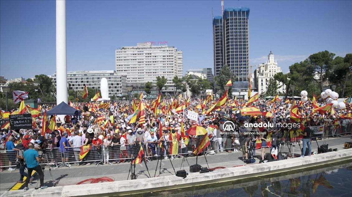 İspanyol sağı, sol hükümetin, tutuklu Katalan siyasetçileri affetme girişimini protesto etti