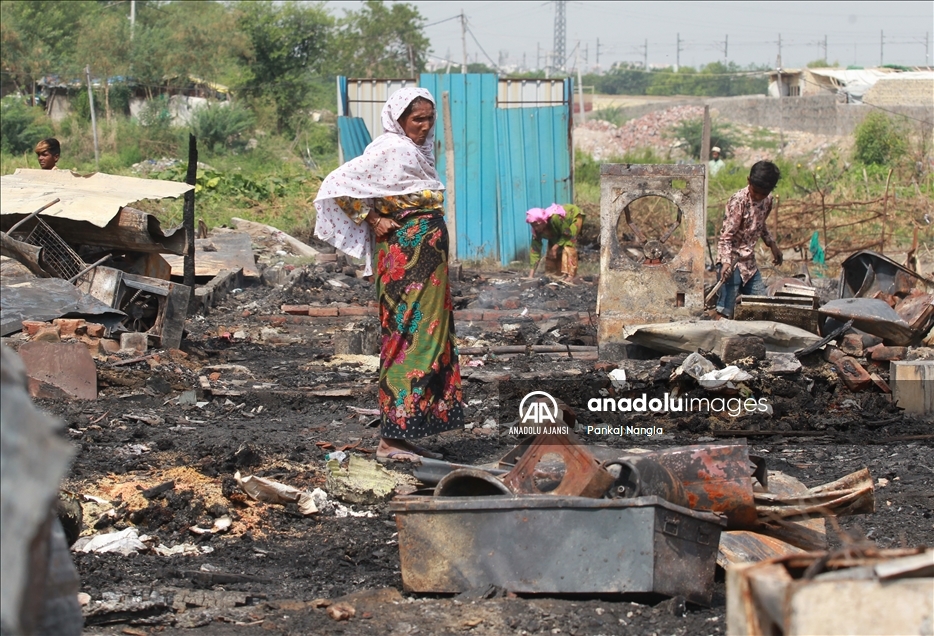 Yeni Delhi'deki Rohingya kampında yangın