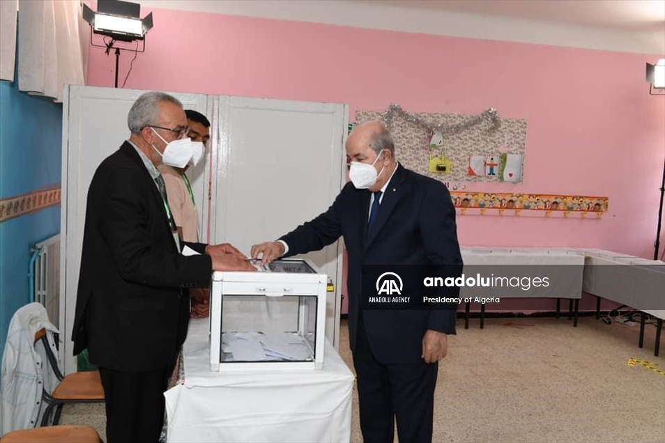 Argelia realiza las primeras votaciones al Parlamento tras la salida de Bouteflika
