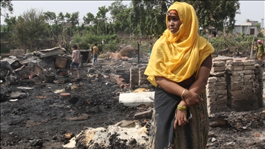 Yeni Delhi'deki Rohingya kampında yangın