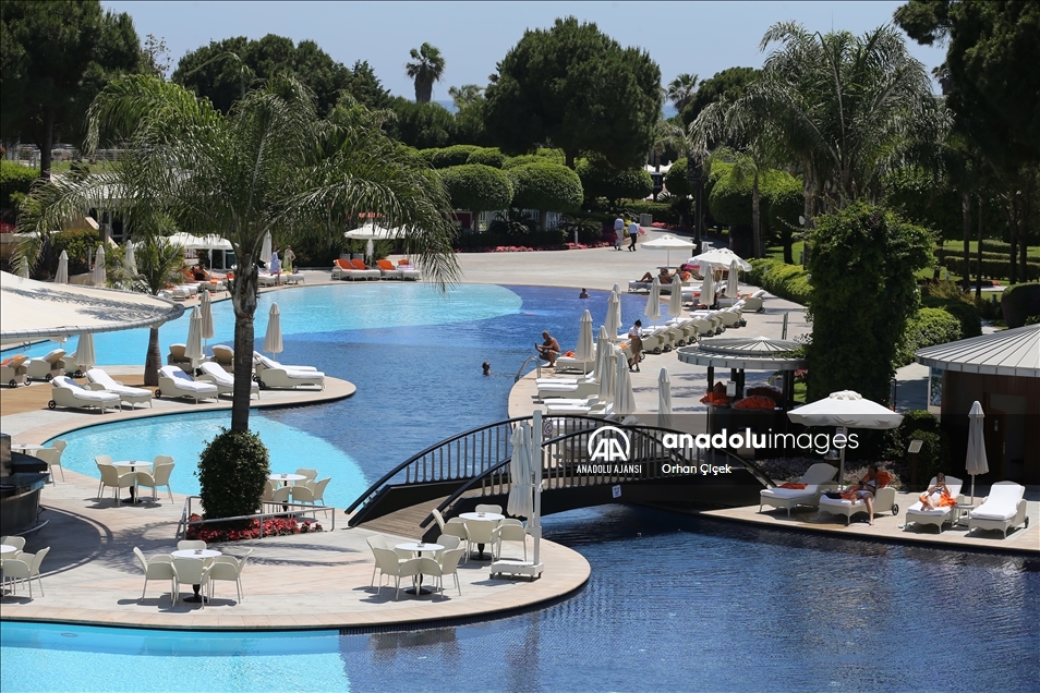 Turizm sektörü, "temassız tatil" için dijital yatırımlarla önlem aldı