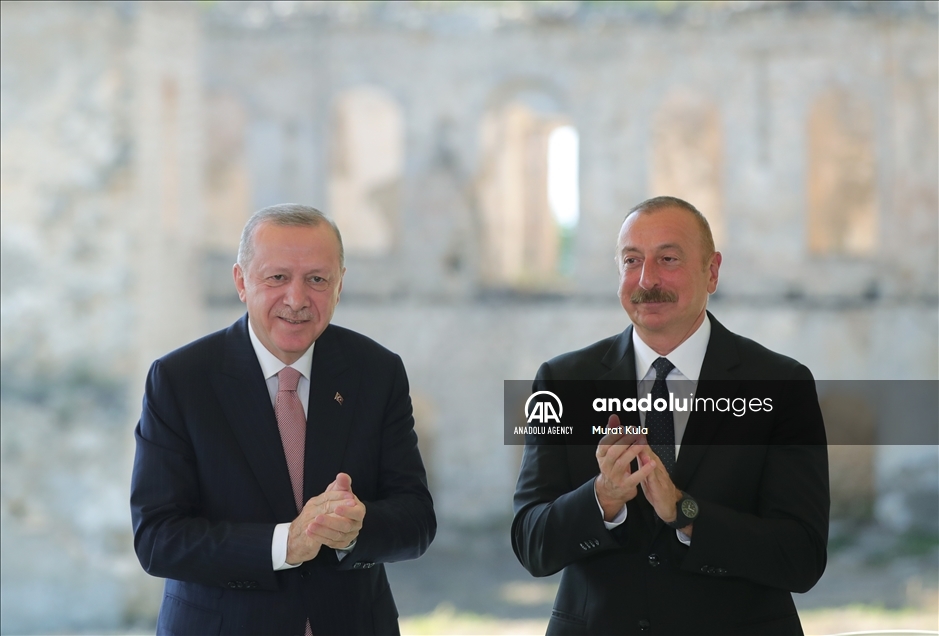Президенты Турции и Азербайджана подписали Шушинскую декларацию о союзничестве