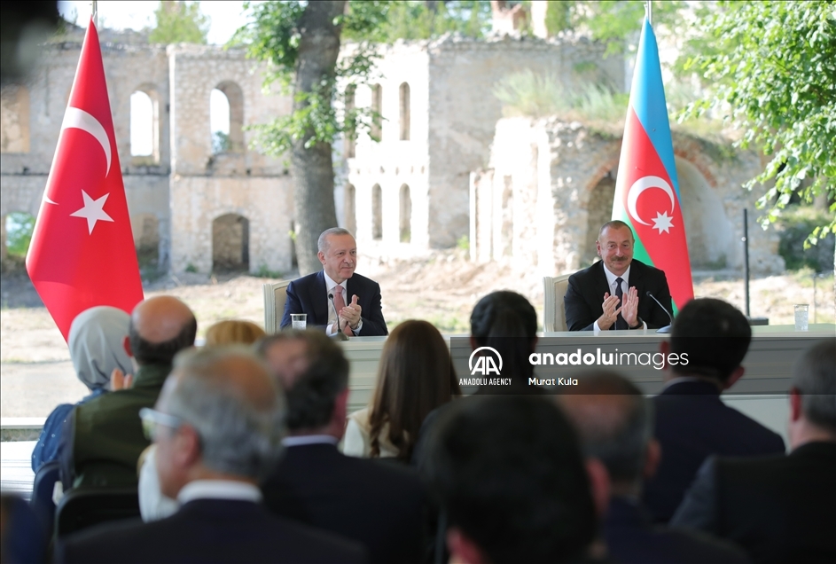 Президенты Турции и Азербайджана подписали Шушинскую декларацию о союзничестве