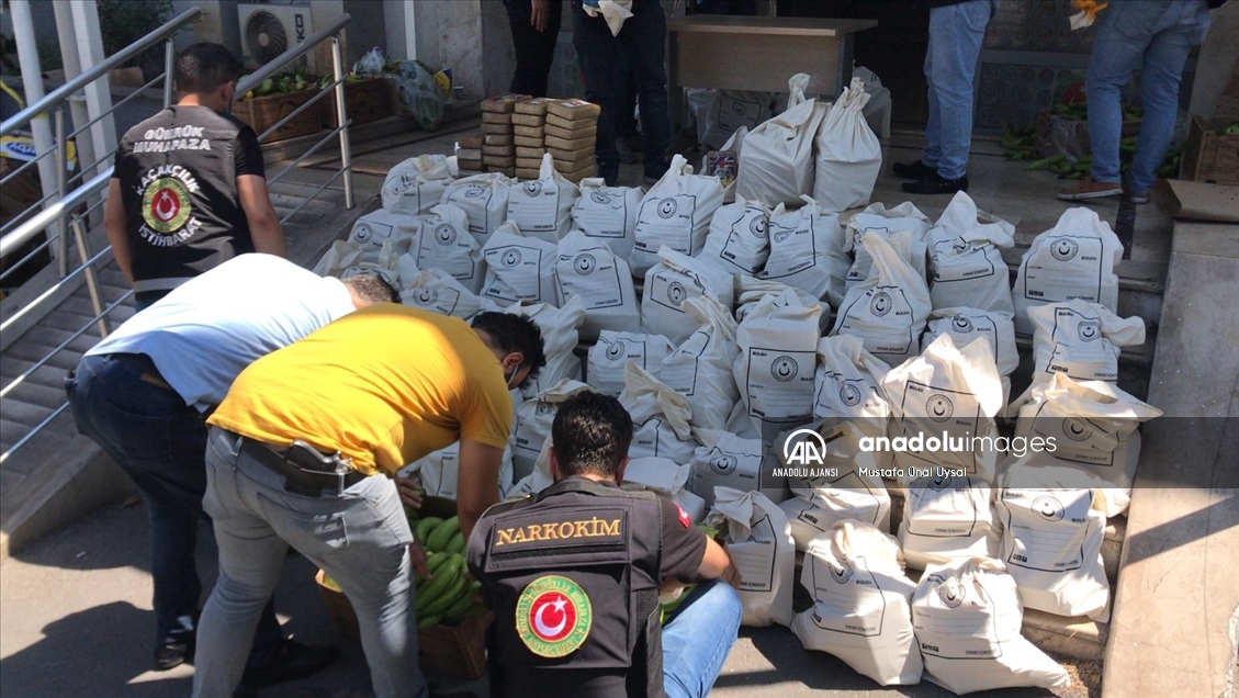 Mersin Limanı'nda 1 ton kokain ele geçirildi