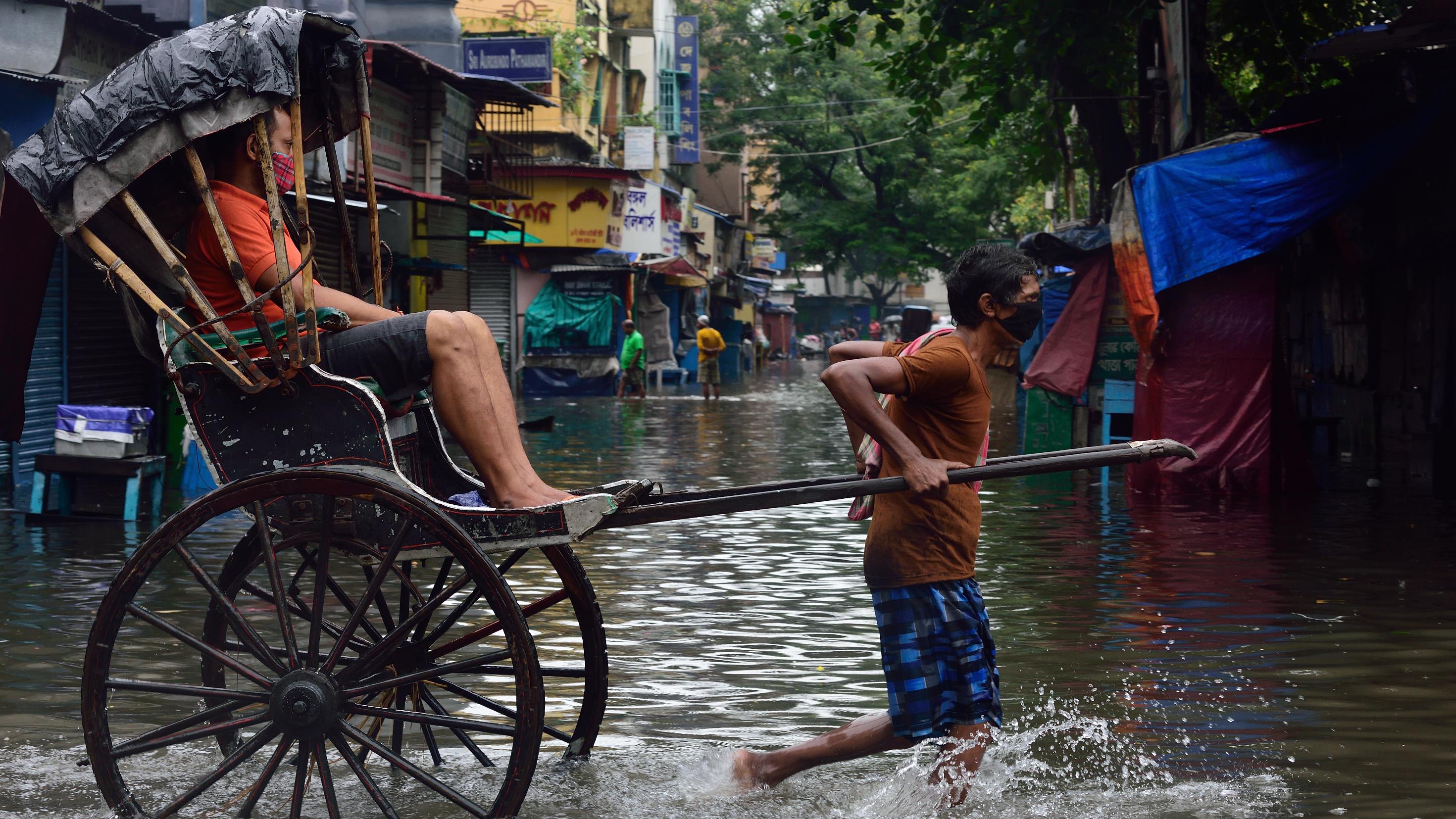Heavy monsoon rains cause floods in India