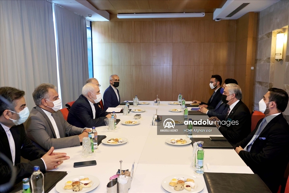 دیدار وزیر خارجه ایران و رئیس شورای عالی مصالحه ملی افغانستان در آنتالیا