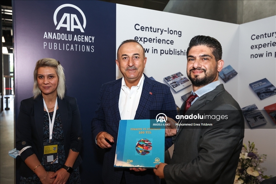Medya partneri AA'nın standı, Antalya Diplomasi Forumu'nda büyük ilgi görüyor