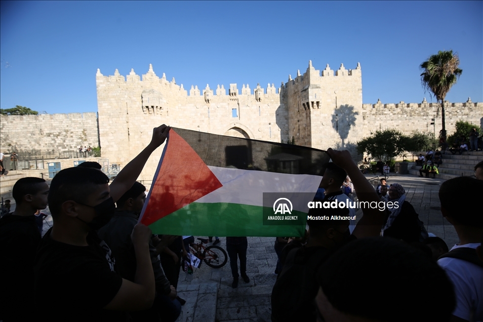 القدس.. إسرائيل تقمع تظاهرة ضد إساءة مستوطنين للنبي محمد