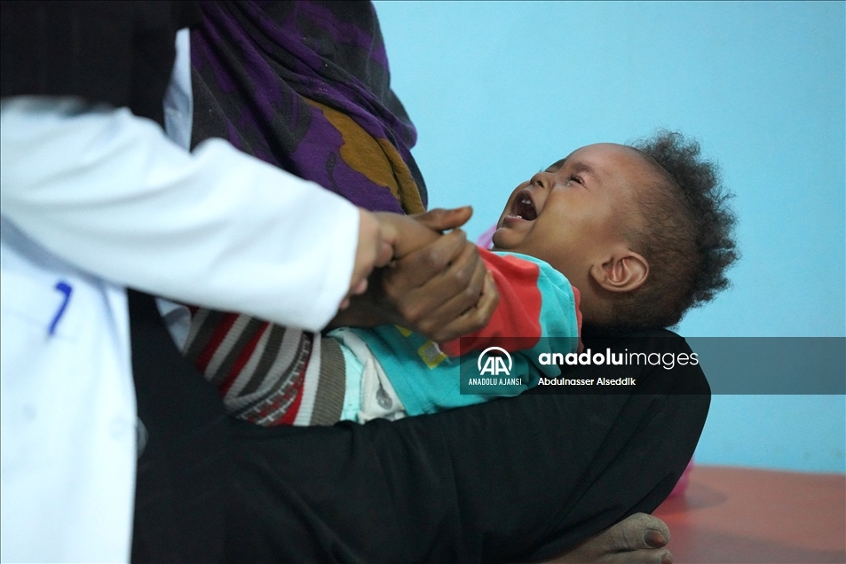 Yemen'in Taiz kentindeki tek çocuk hastanesi kapanma tehlikesiyle karşı karşıya