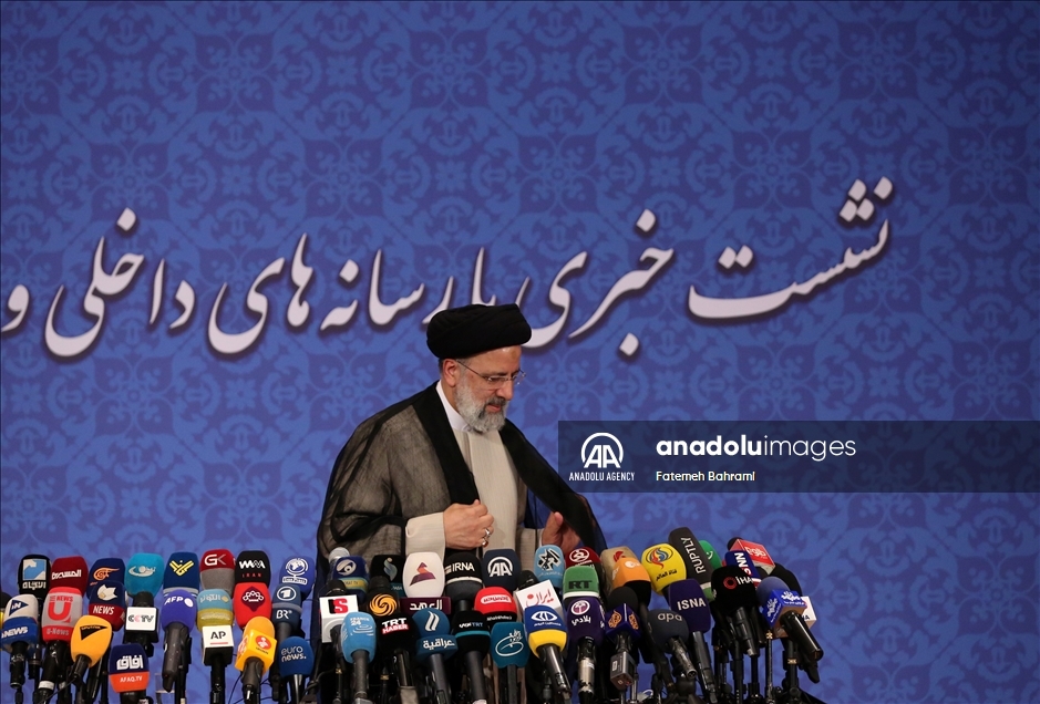 ابراهیم رئیسی: سند جامع همکاری‌های ایران و چین را اجرایی خواهم کرد 