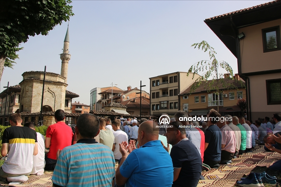 Tetovë, përcillet për në amshim "mualimi më i mirë në botë", mulla Mahmut ef. Asllani