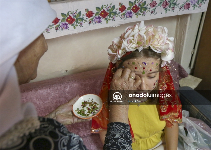 El antiguo arte del maquillaje tradicional en Turquía