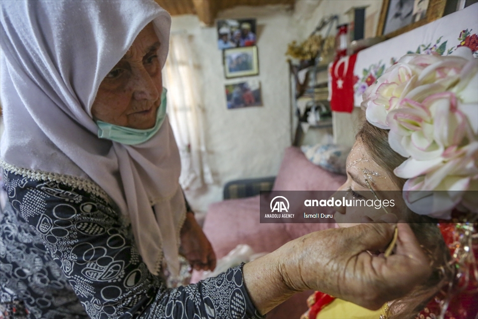 El antiguo arte del maquillaje tradicional en Turquía